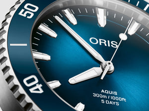 Oris Aquis Date Calibre 400 Automatique (cadran bleu / 43,5mm)