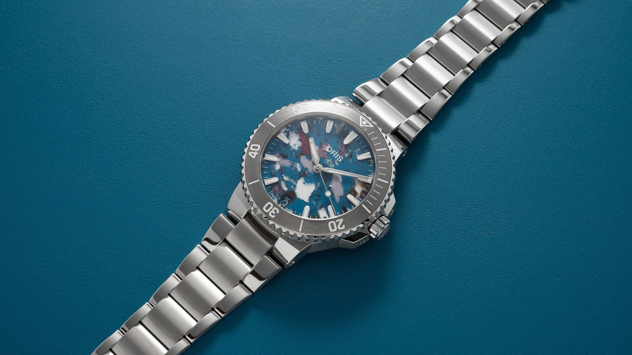 Oris Aquis Date Upcycle Calibre 400 Automatic REF#40077904150-0782302PEB