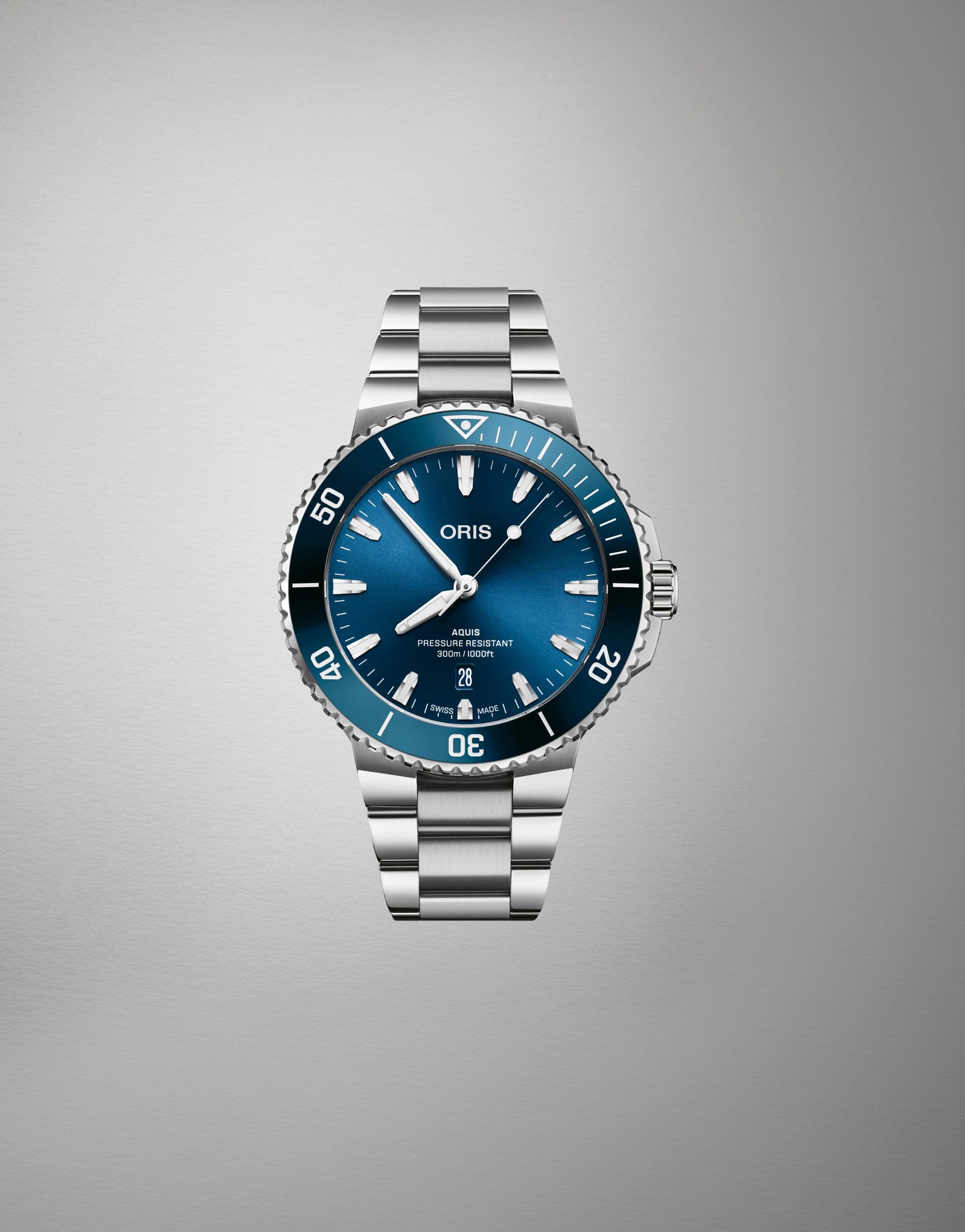 Oris Aquis Date Automatic (cadran bleu / 43,5 mm)