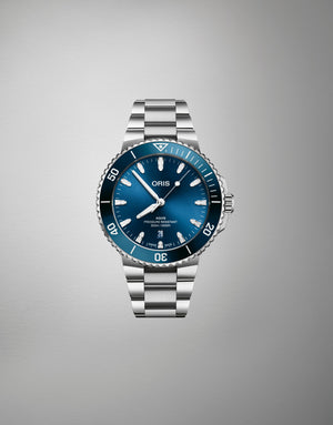 Oris Aquis Date Automatic (cadran bleu / 43,5 mm)