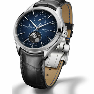 Baume Et Mercier Clifton Baumatic Day Date Moonphase Automatic (Cadran bleu / 42mm)