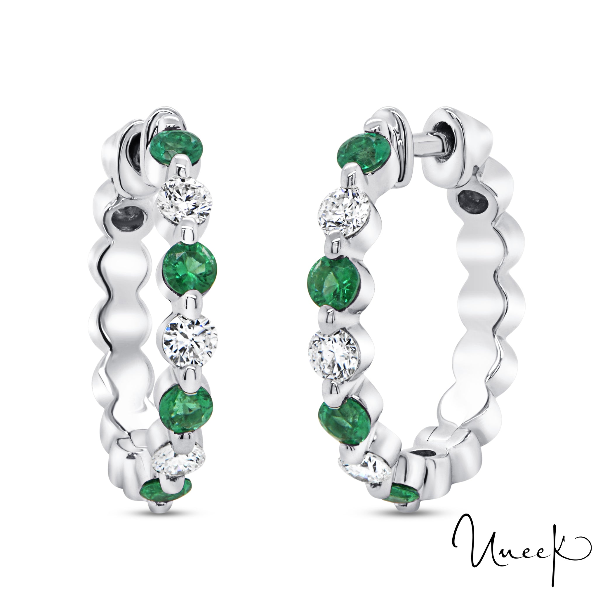 Uneek 14KW Green Emerald & Diamond Medium Huggy Earrings (boucles d'oreilles de taille moyenne)