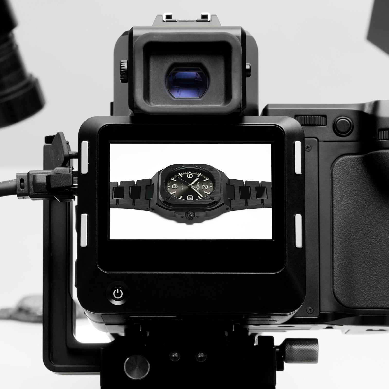 Bell & Ross BR 05 Black Ceramic Automatic BR05A-BL-CE (Black Dial / 41mm)