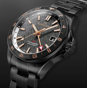 Norqain Adventure Neverest GMT Glacier Auto (Cadran noir / 41mm)