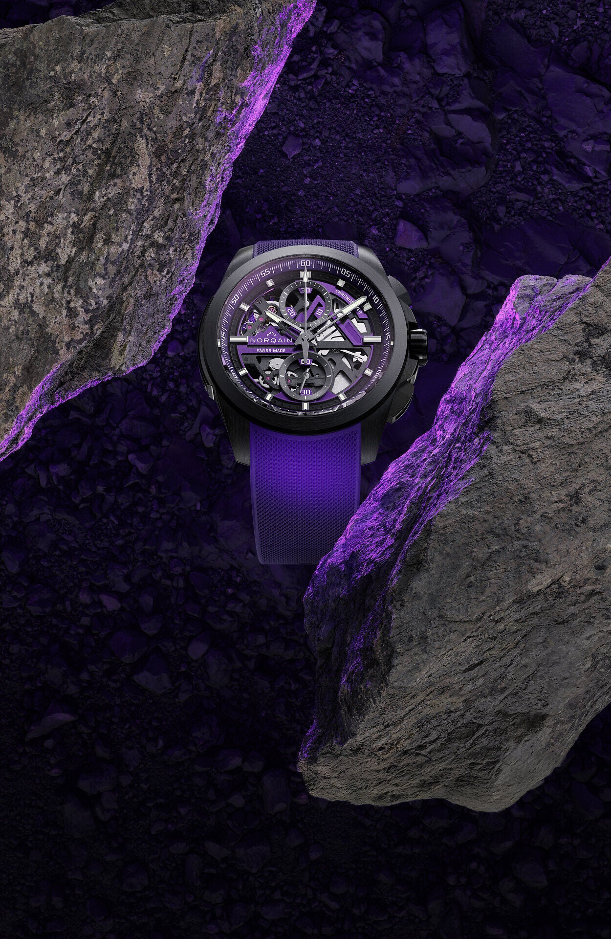 Norqain Independence Skeleton Chrono Auto Limited Edition (Cadran squelette violet / 42mm)