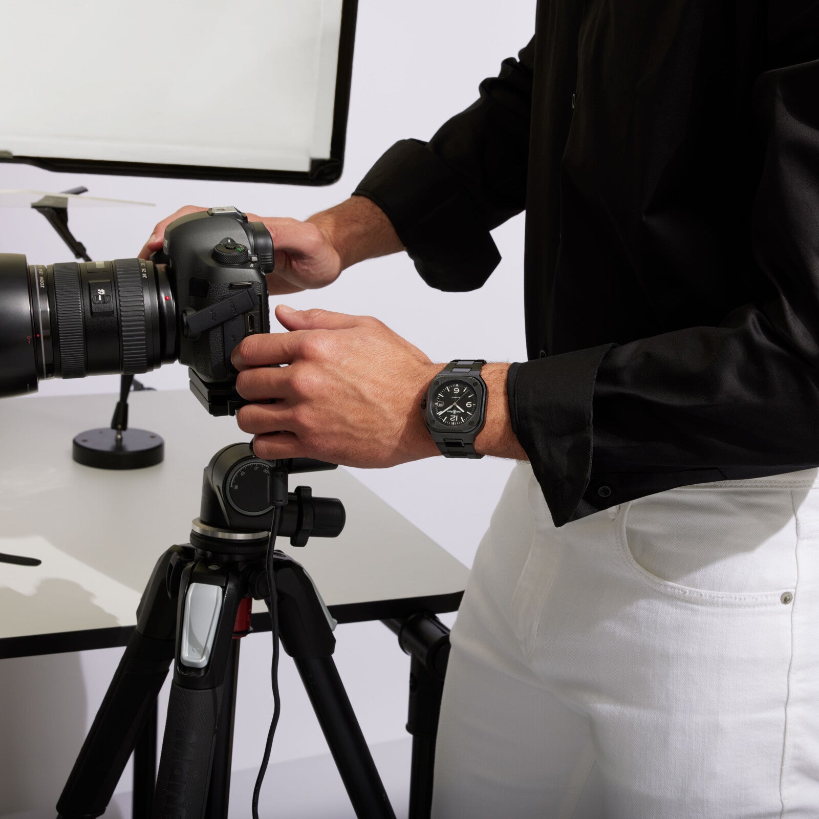 Bell & Ross BR 05 Black Ceramic Automatic BR05A-BL-CE (Black Dial / 41mm)