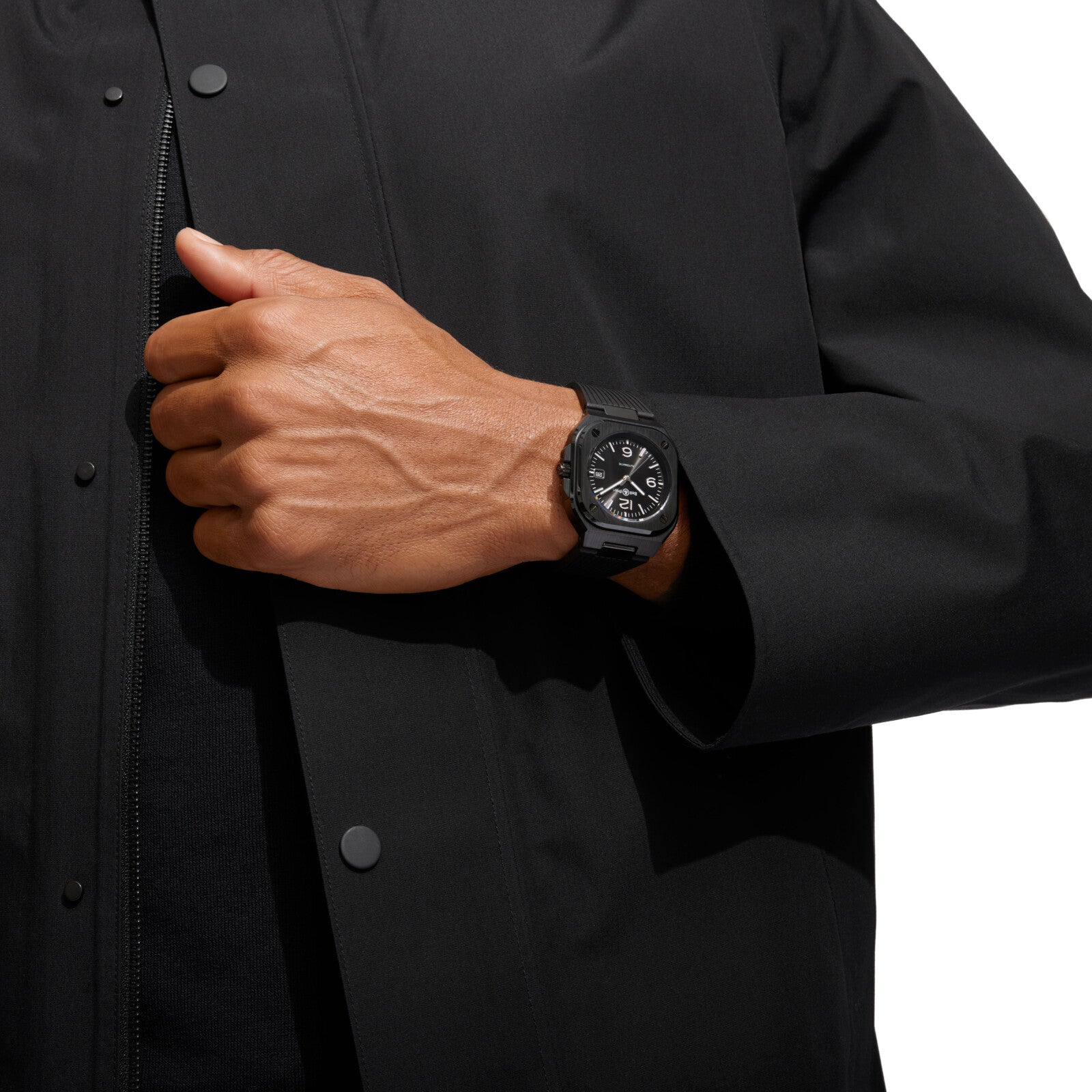 Bell & Ross BR 05 Black Ceramic Automatic BR05A-BL-CE (Black Dial / 41mm)