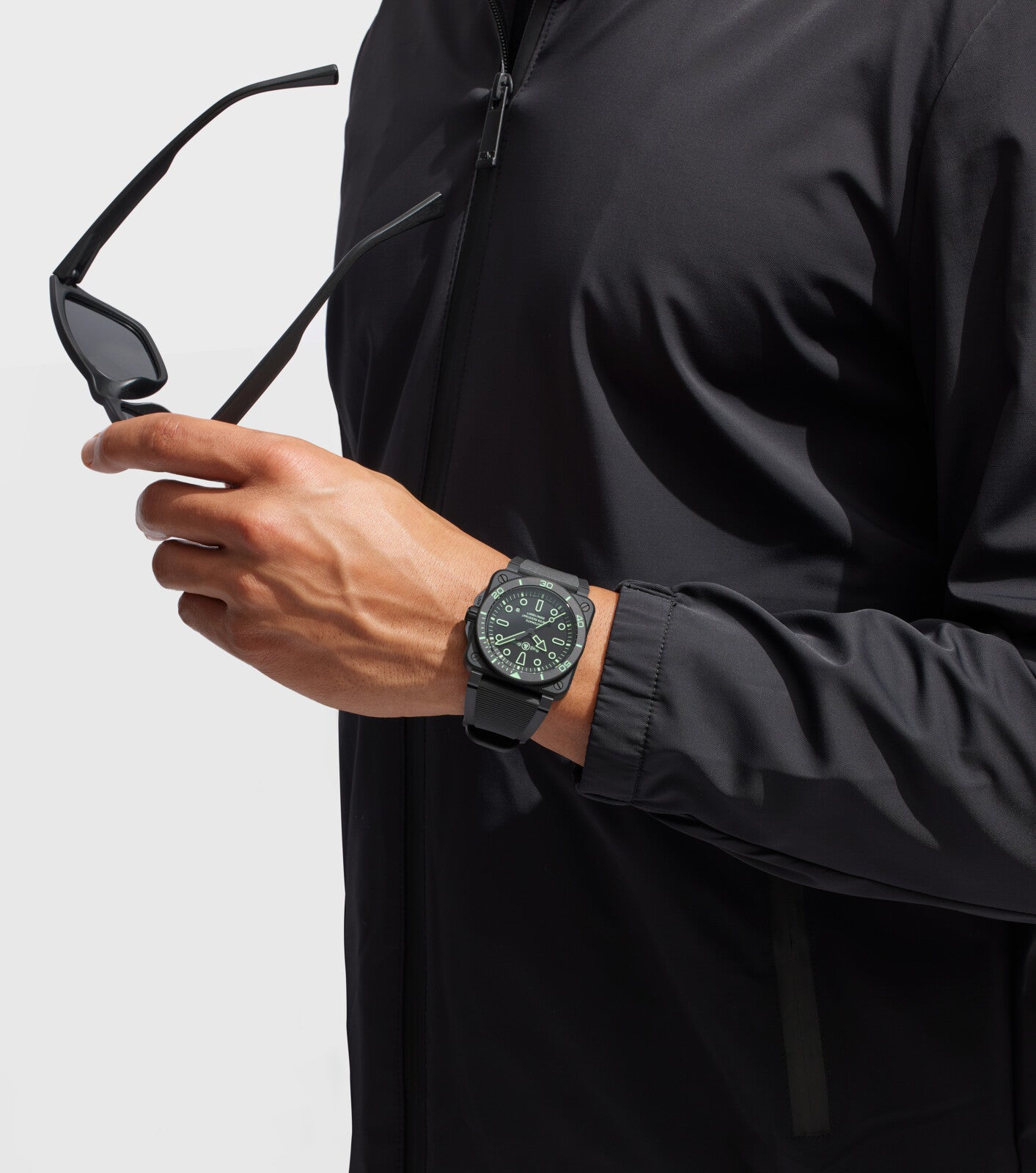 Bell & Ross BR 03 Diver Lum Outline Automatic BR03A-D-OL-CE/SRB (Black Dial / 42mm)