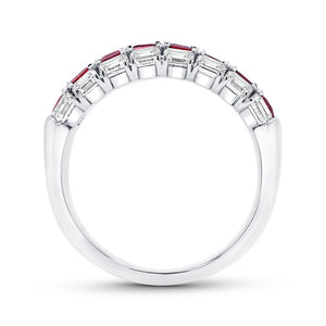 Uneek 18KW Emerald Cut Ruby & Diamond Anniversary Ring (bague d'anniversaire rubis et diamant)