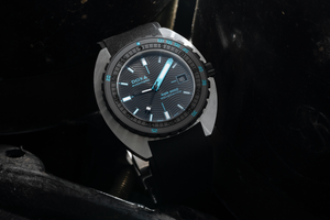 Doxa SUB 300 Beta Aquamarine Automatic (Black Dial / 42.5mm)