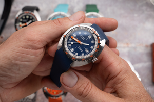 Doxa SUB 750T Caribbean Automatic (Blue Dial / 45mm)