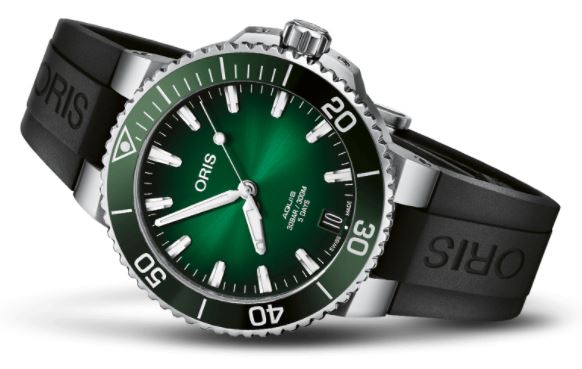 Oris Aquis Date Calibre 400 Automatic REF#40077694157 (Green Dial / 41.5mm)