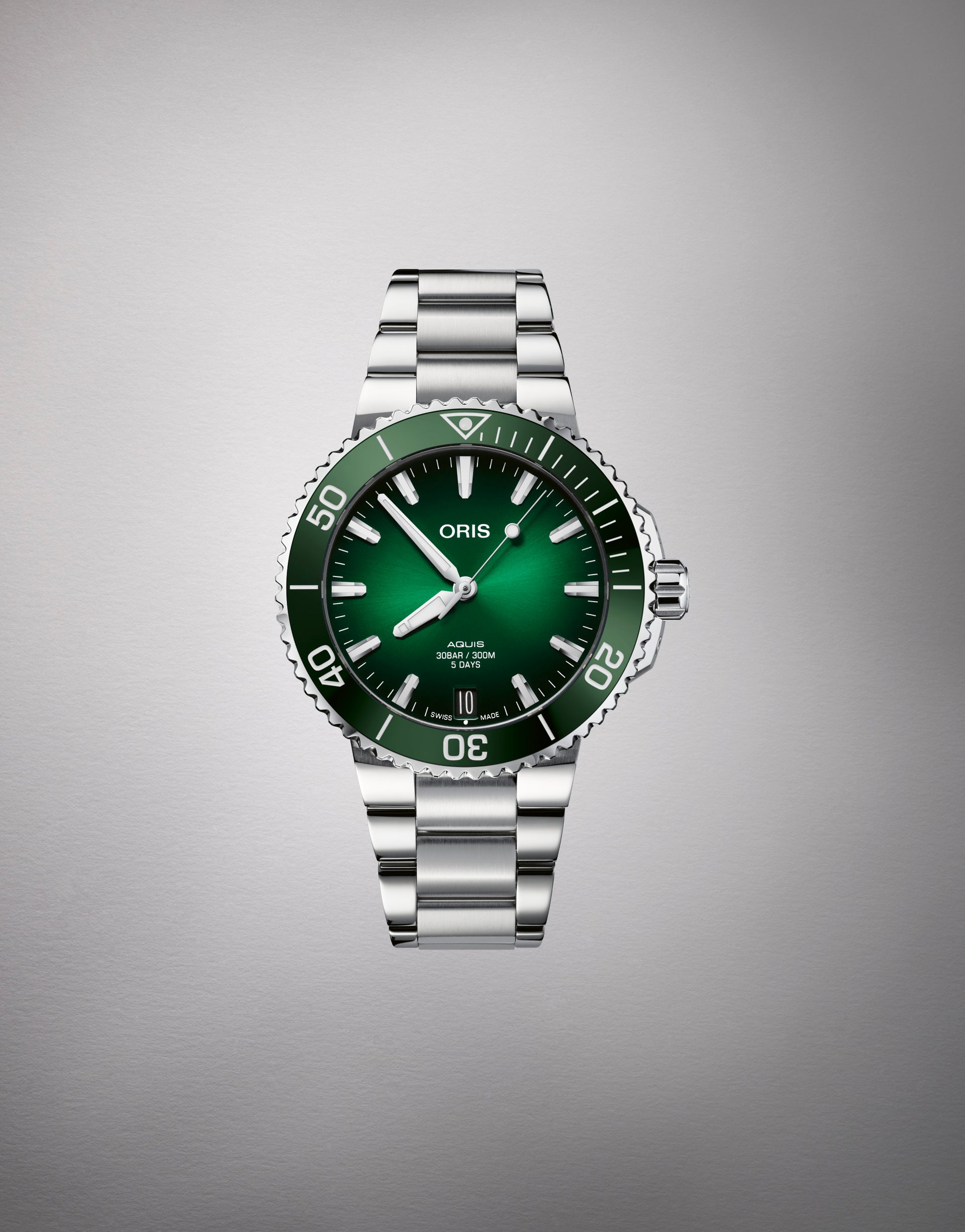 Oris Aquis Date Calibre 400 Automatic REF#40077694157 (Green Dial / 41.5mm)