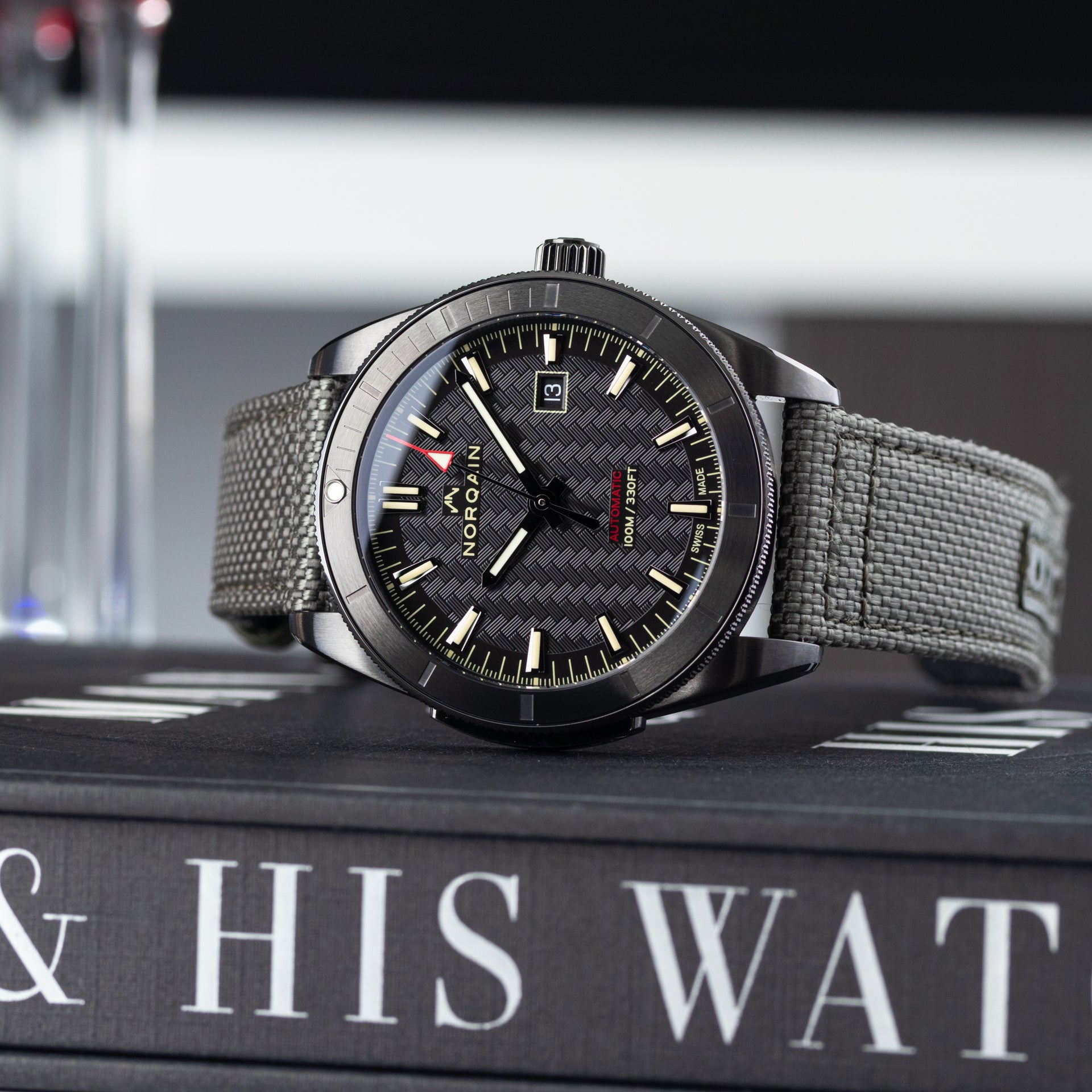 Norqain Adventure Sport Auto (cadran noir / 42mm / boîtier DLC)