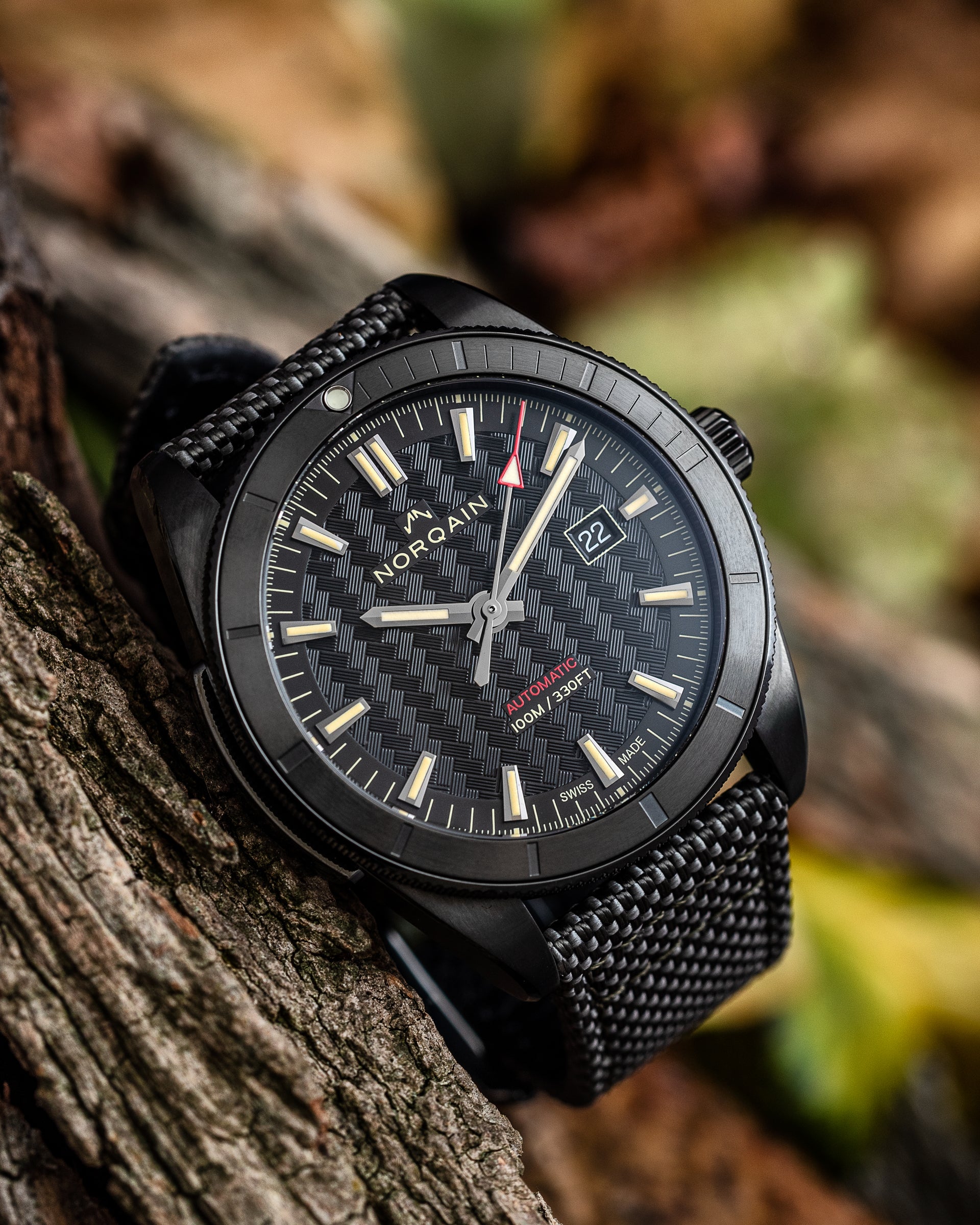 Norqain Adventure Sport Auto (cadran noir / 42mm / boîtier DLC)