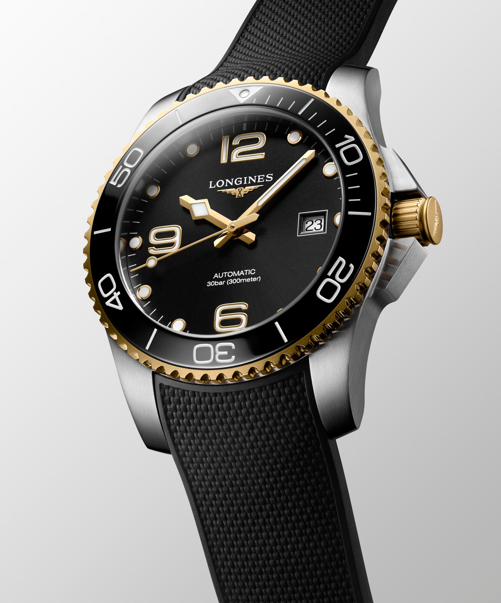 Longines HydroConquest Automatic (Cadran noir / 41mm / Jaune bicolore)