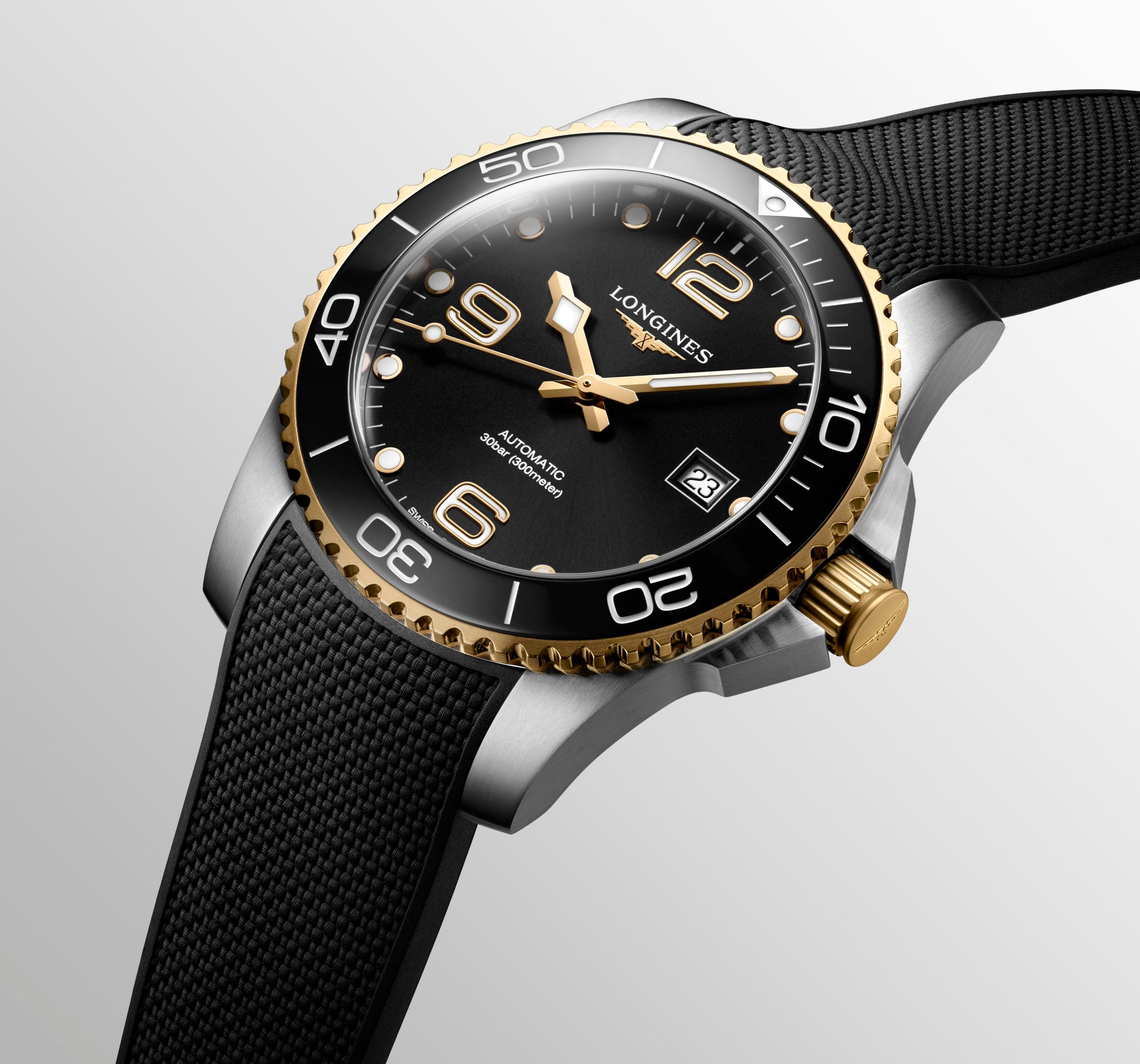 Longines HydroConquest Automatic (Cadran noir / 41mm / Jaune bicolore)