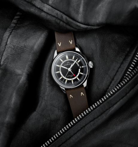 Norqain Freedom 60 GMT Auto (cadran noir / 40mm)