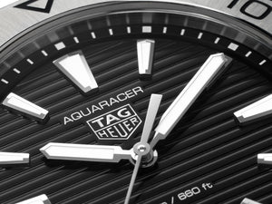 TAG Heuer Aquaracer Professional 200 Date Quartz (Cadran noir / 40mm)