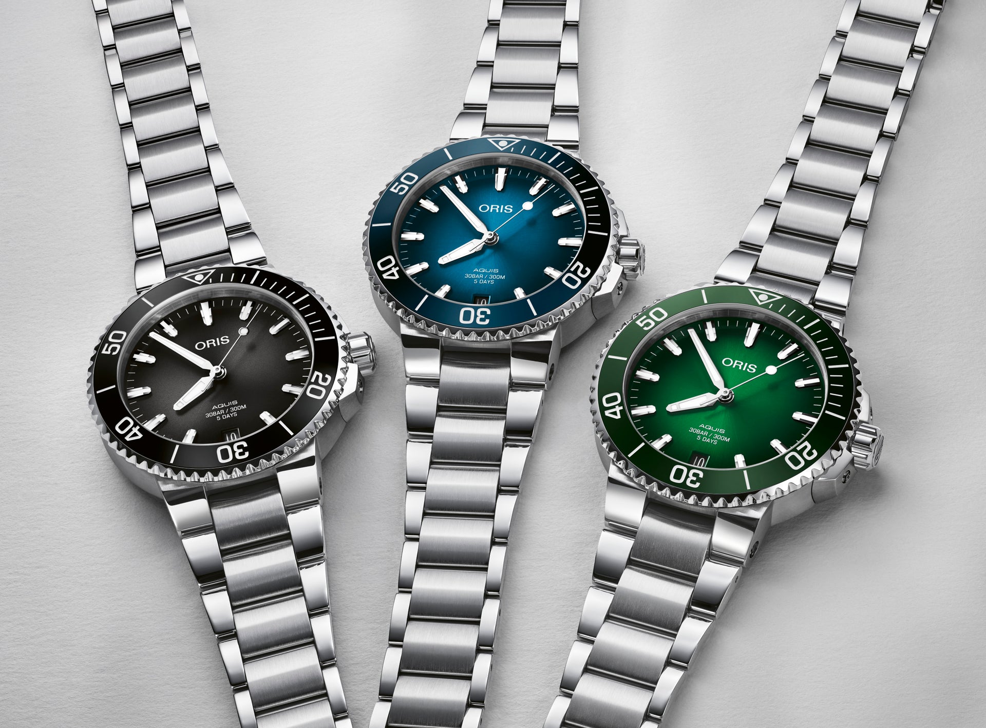 Oris Aquis Date Calibre 400 Automatic REF#40077694157 (Green Dial / 41.5mm)